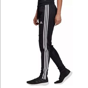 NWOT adidas Tiro 19 Training Pants- Size Sm (women’s)